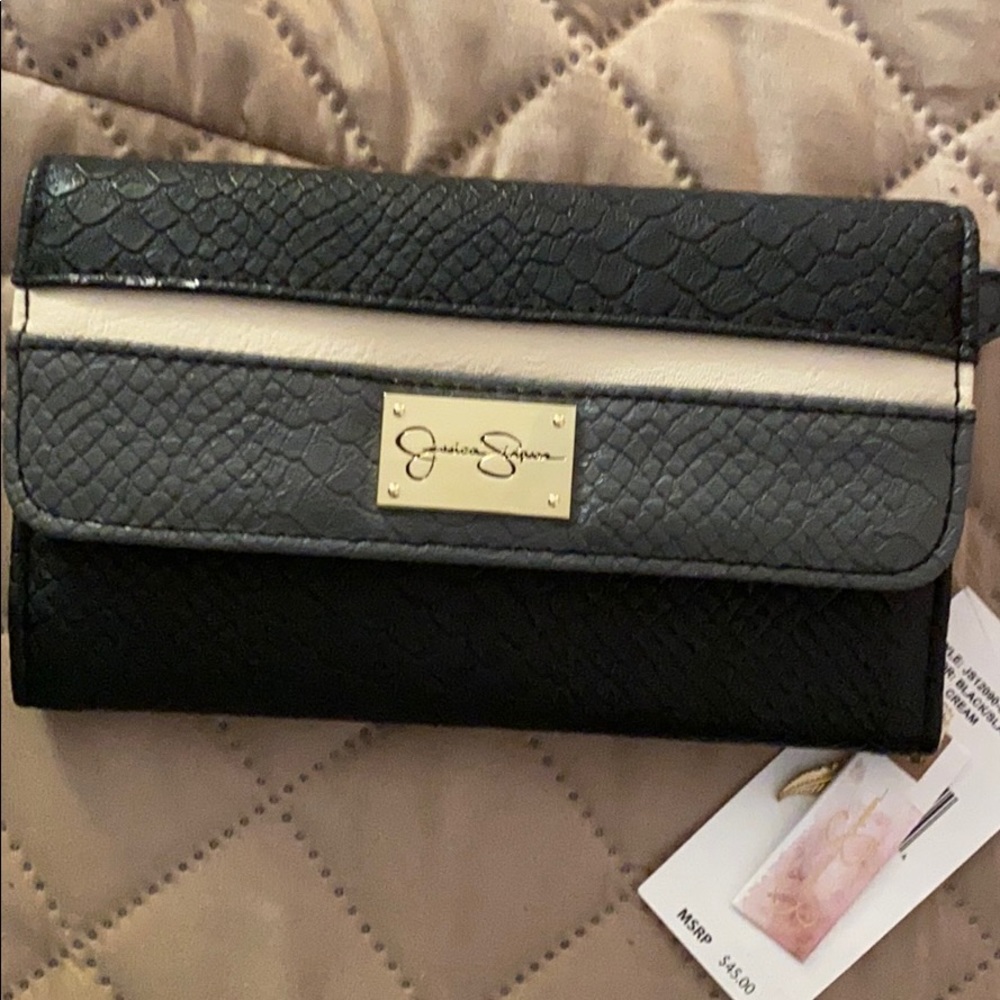 Jessica Simpson wallet